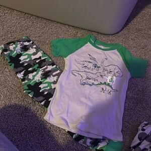 Boys pajamas size 4t